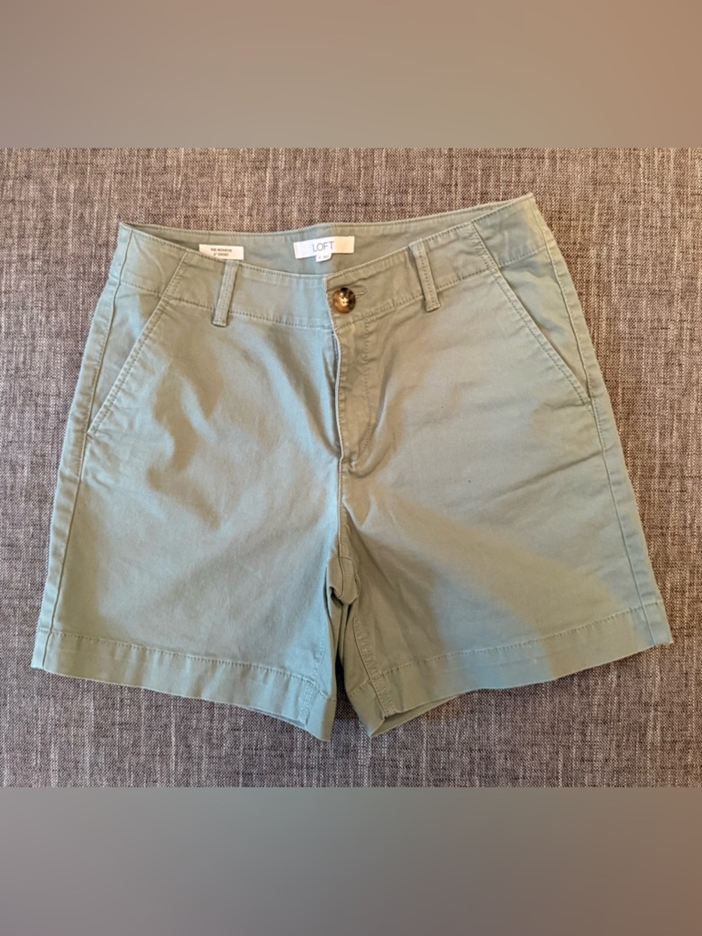 LOFT Sage Green 6” Chino Shorts